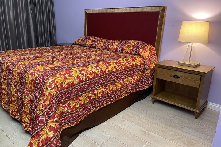 Room 15 of 16