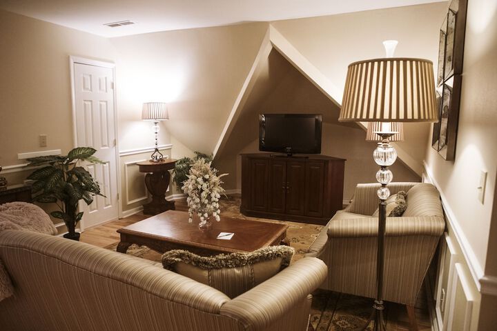 Room 40 of 87