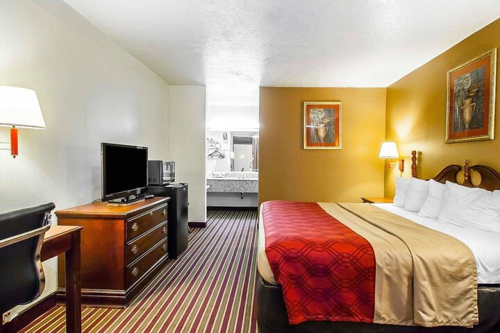 Room 11 of 22