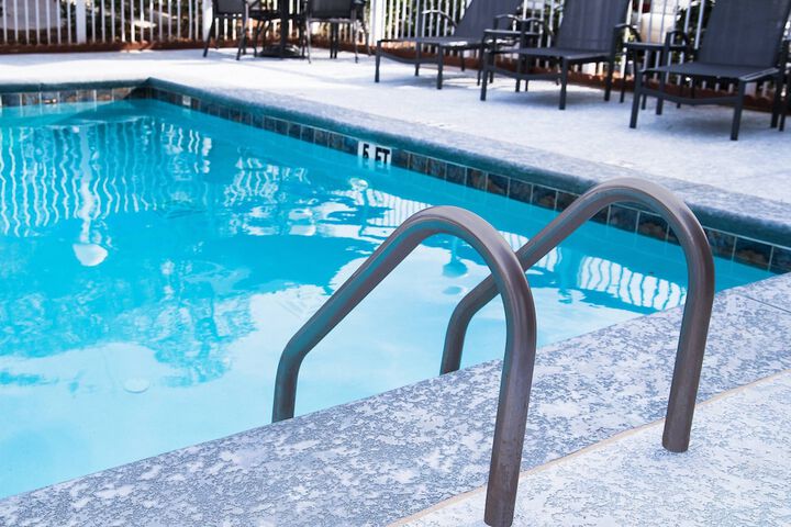 Pool 5 of 24