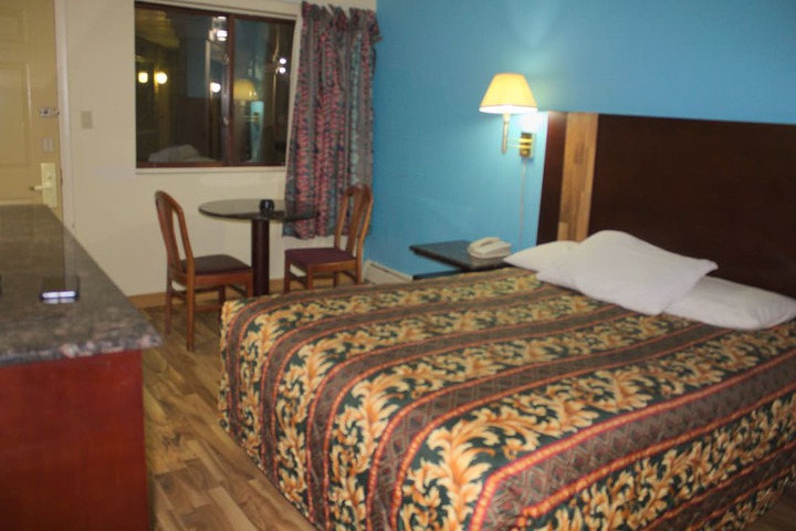 Room 21 of 36