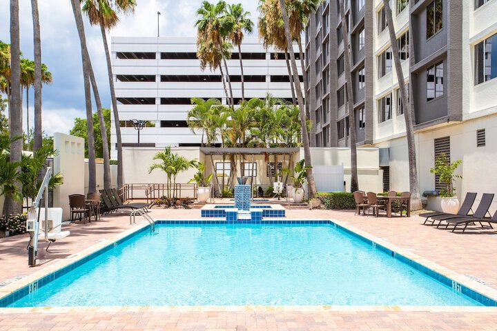 Pool 10 of 49