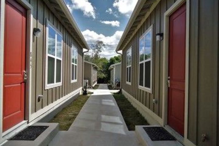 Karnes City Cottages