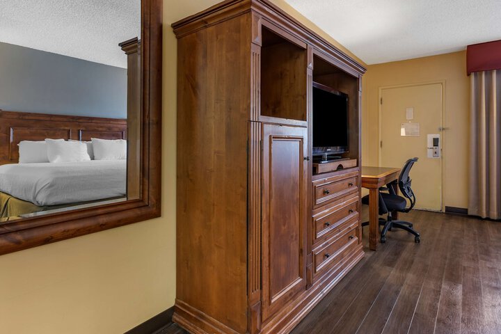 Room 17 of 63
