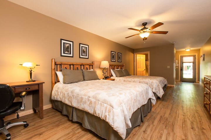 Room 33 of 67