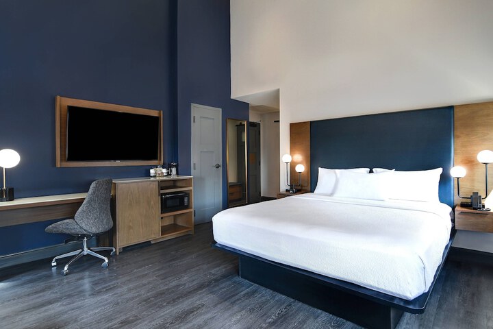 Room 26 of 44