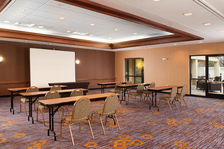 Courtyard by Marriott Charlotte Gastonia