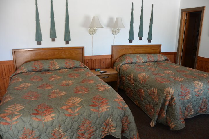 Room 5 of 11