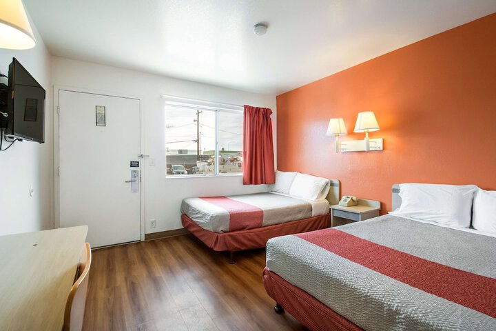 Room 20 of 31