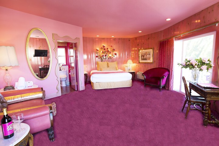 Room 196 of 461