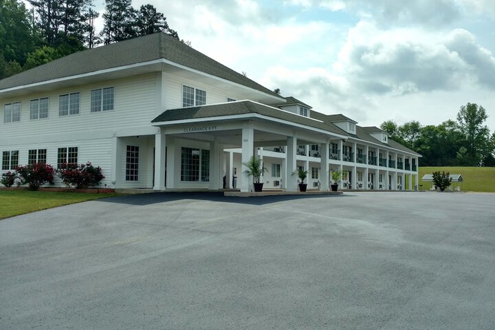 Hurricane Inn