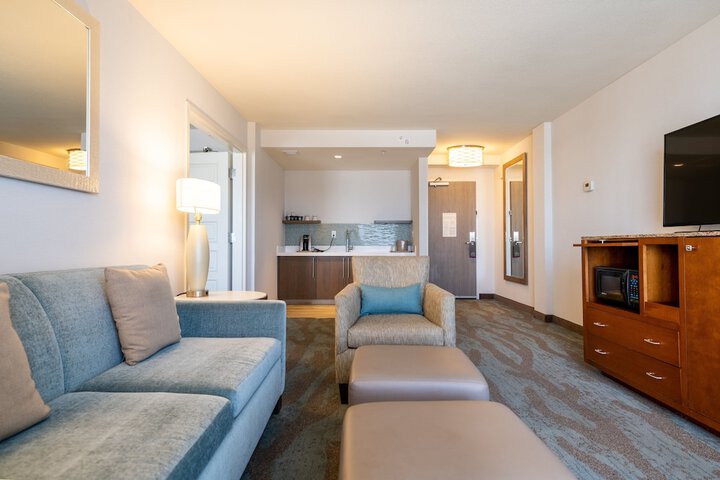 Room 105 of 185