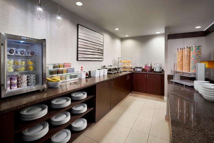 Breakfast/Coffee Service 20 of 32