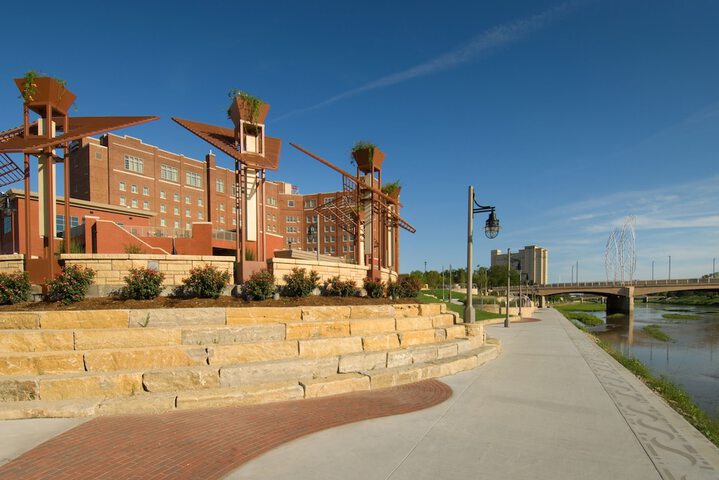Hotel 2 of 120
