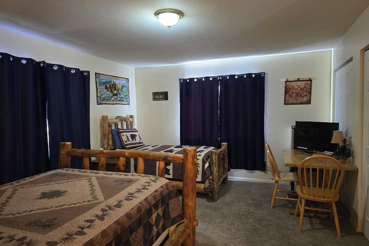 Buffalo Peaks B & B