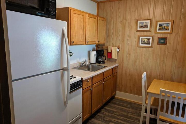 Allen Gulch Cabins