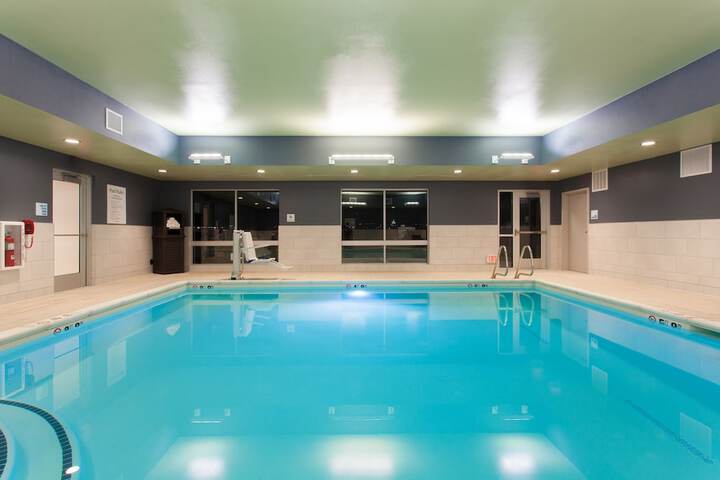 Holiday Inn Express & Suites Brigham City - North Utah by IHG