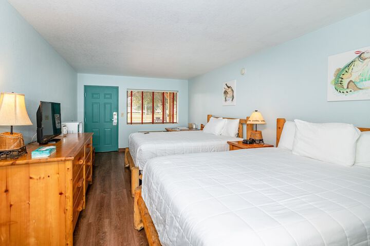 Camp Mack Lodge Marina & RV Resort