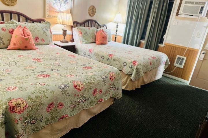 Gunn House Hotel