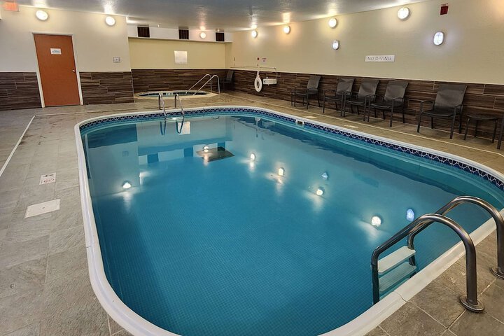 Pool 4 of 33