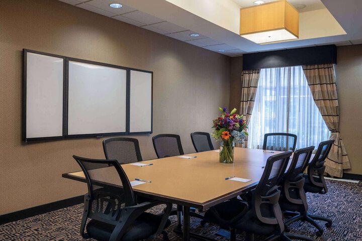 Wyndham Noblesville