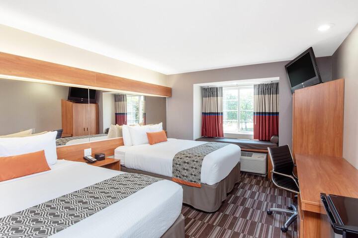 Microtel Inn & Suites by Wyndham Springfield