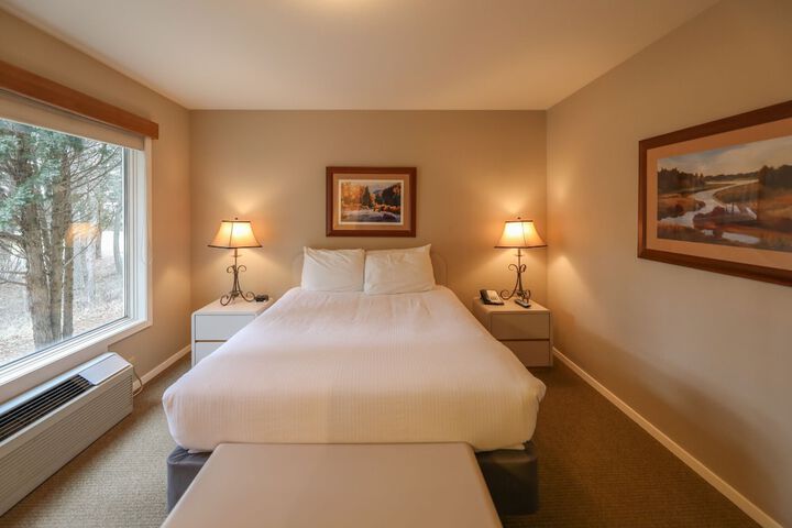 Room 47 of 184