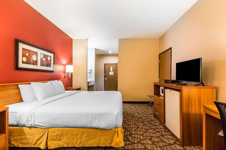Quality Inn & Suites