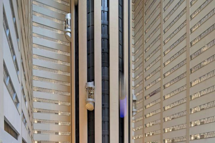 New York Marriott Marquis