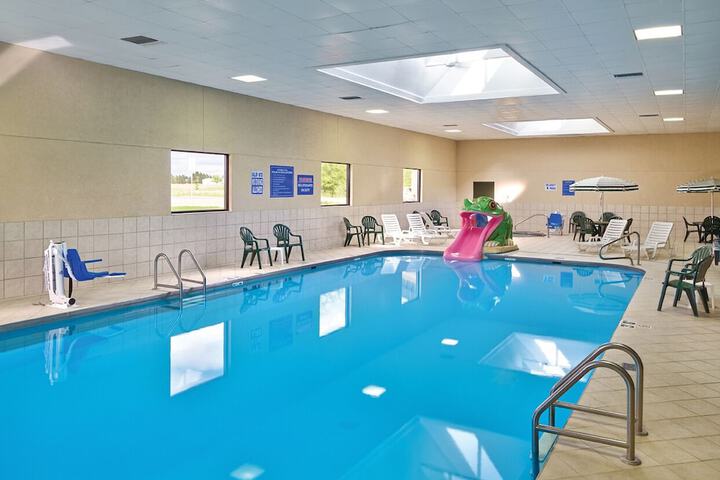AmericInn by Wyndham Watertown