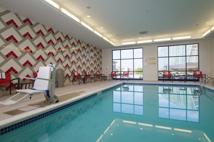 Hampton Inn & Suites Tulsa Downtown