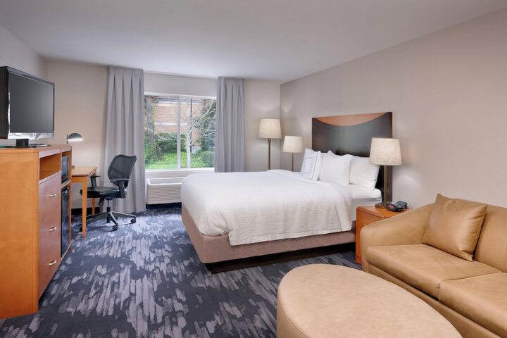 Room 8 of 29