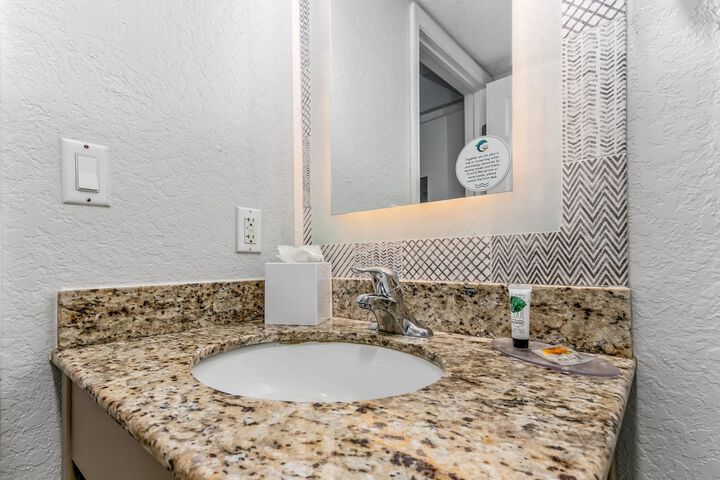Dolphin Sands Clearwater Beach an Ascend Collection Hotel