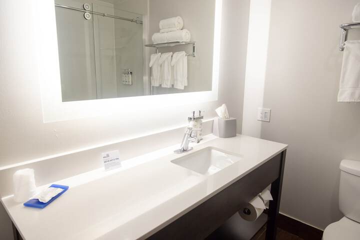 Holiday Inn Express Marshfield by IHG