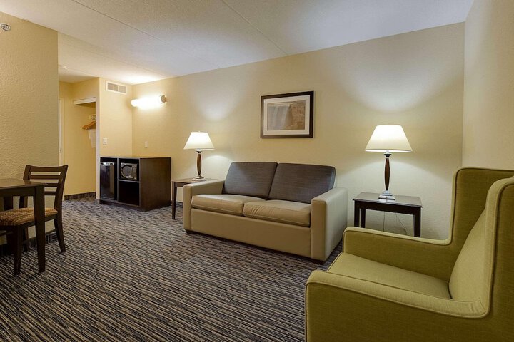 Room 15 of 29