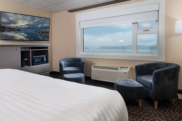 Prestige Oceanview Hotel Prince Rupert