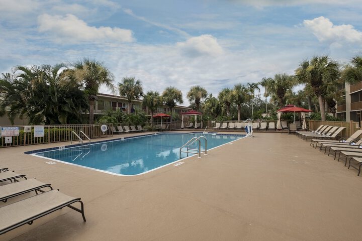 Pool 12 of 74