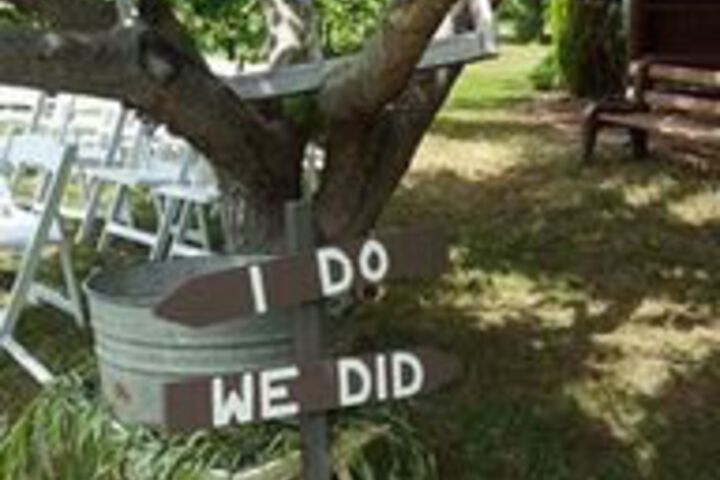 Columbia Gardens Winery and Grape Escape Guesthouse
