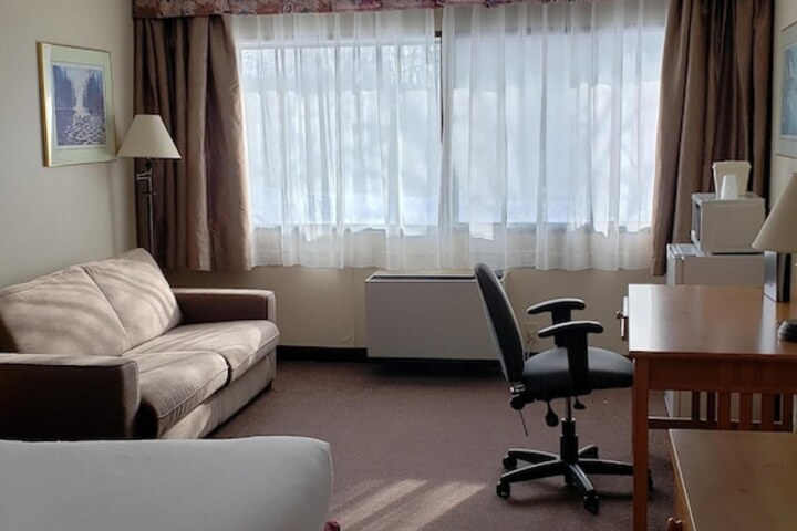 Room 21 of 40