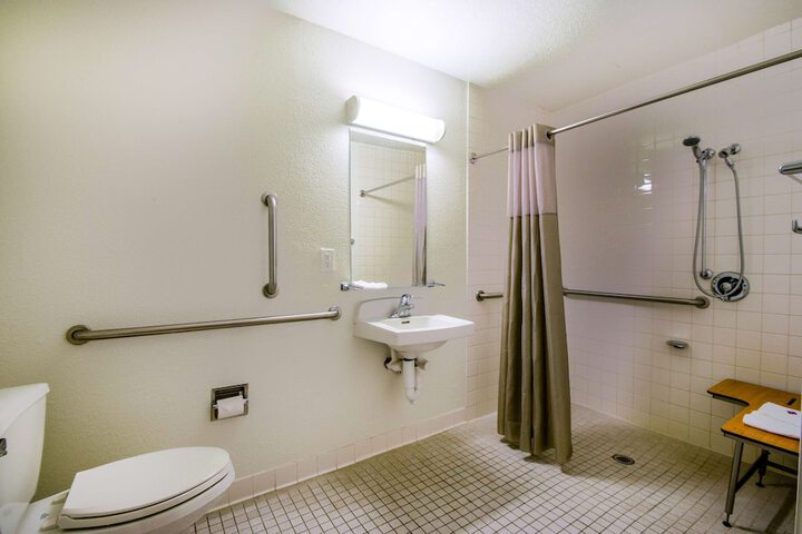 Room 15 of 29