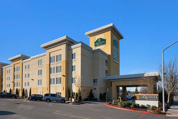 Hotel 2 of 49