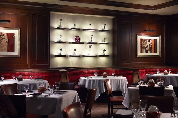 Dining 52 of 70