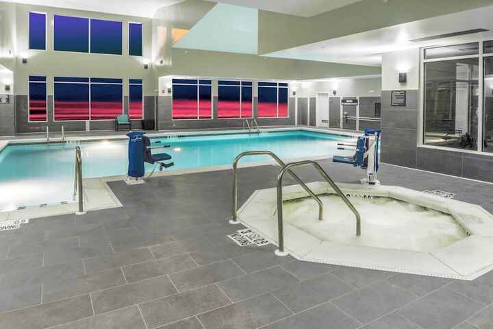 Pool 2 of 25