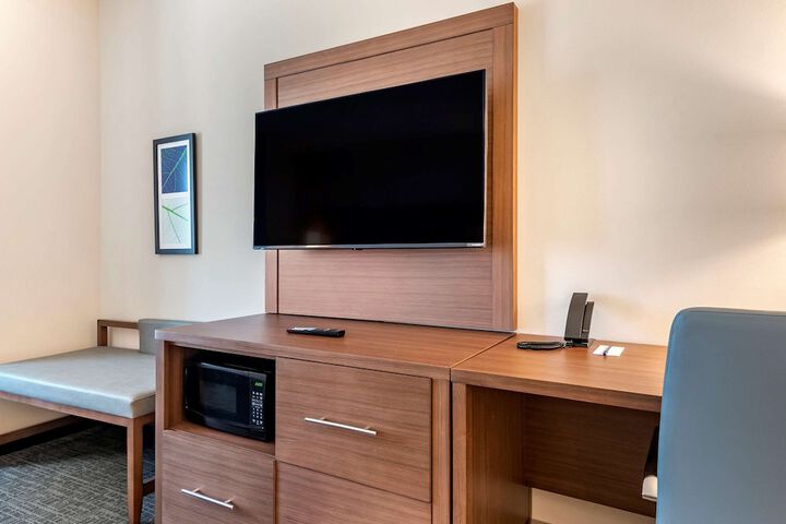 Room 30 of 44