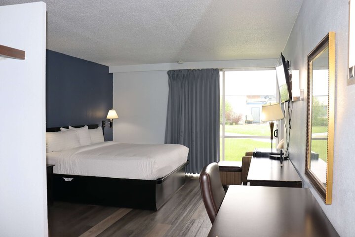 Room 25 of 51
