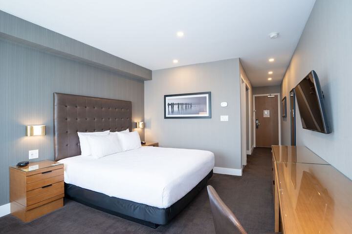 Room 50 of 67