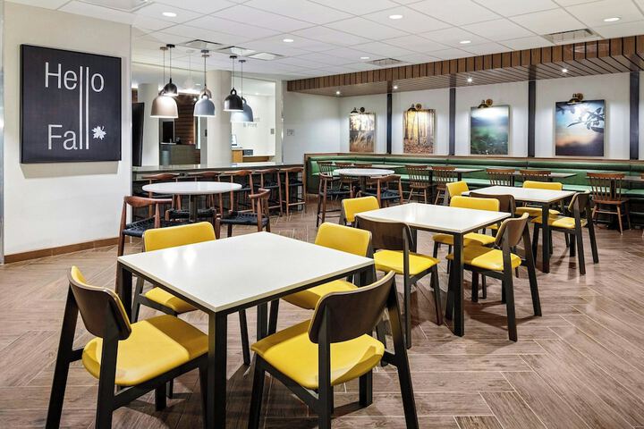 Fairfield Inn & Suites by Marriott Queensbury Glens Falls / Lake George Area