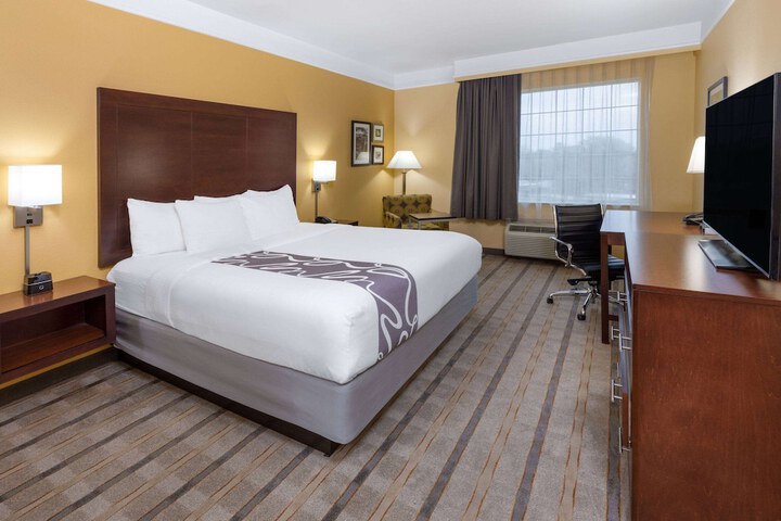 Room 21 of 39