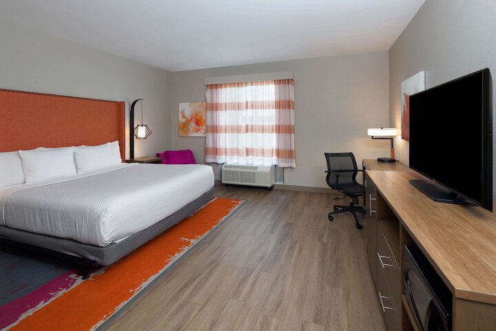 Room 22 of 30