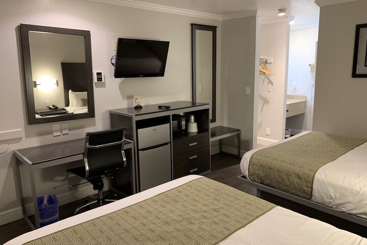 Room 29 of 32